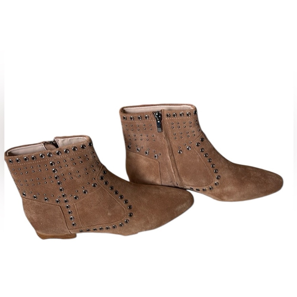 French Connection The Charlene NWT, Ankle boots, Suede,studding/metal ey…